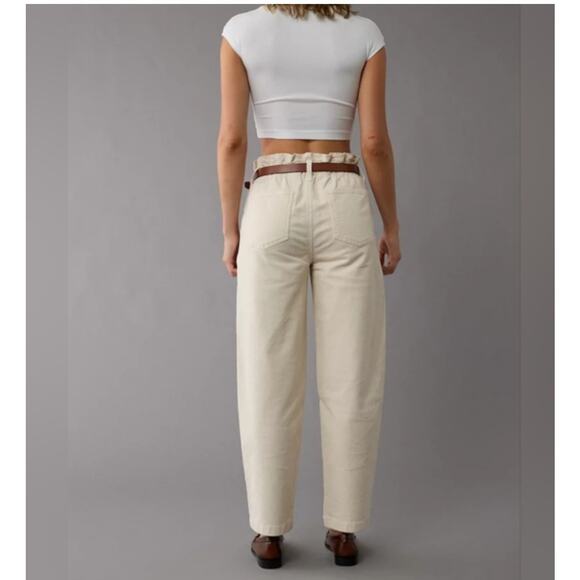 American Eagle Super High-Waisted Corduroy Paperbag Barrel Pants 16 Short Beige - Picture 2 of 11